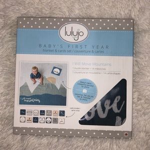 Lulujo Milestone Blanket & Card Set